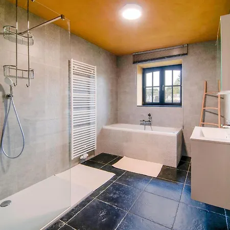 Holiday home Holiday Home In Nafraiture Near Forest, Cleaning Included Nafraiture